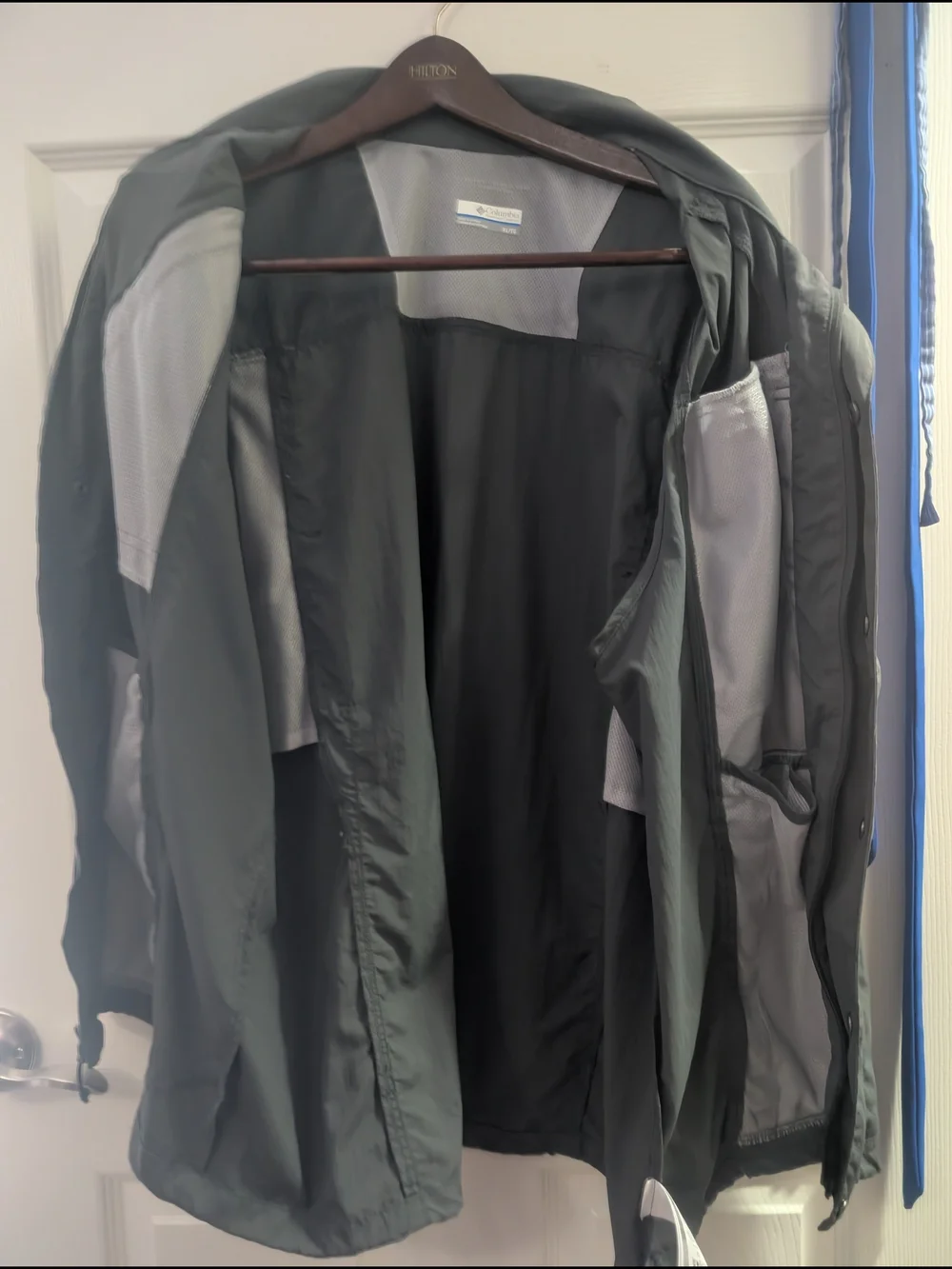 Columbia Men's Charcoal Gray Outdoor Vest